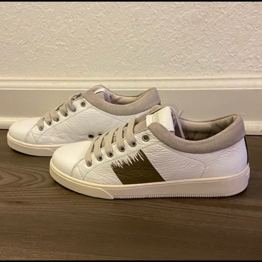 NWOB Blackstone genuine leather low top sneakers sz EU 37 US 7